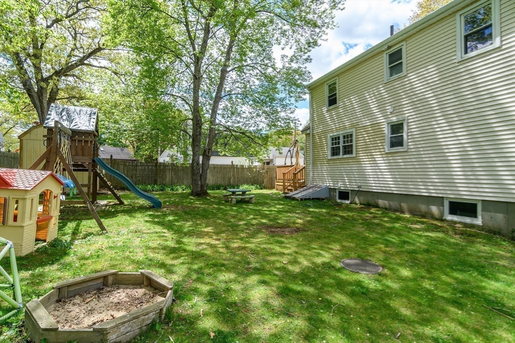 9 Lotus Path, Natick, MA Photo #20