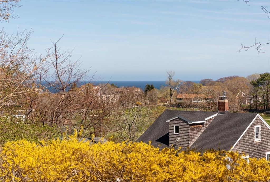 4 Graystone Road, Gloucester, MA Photo #12