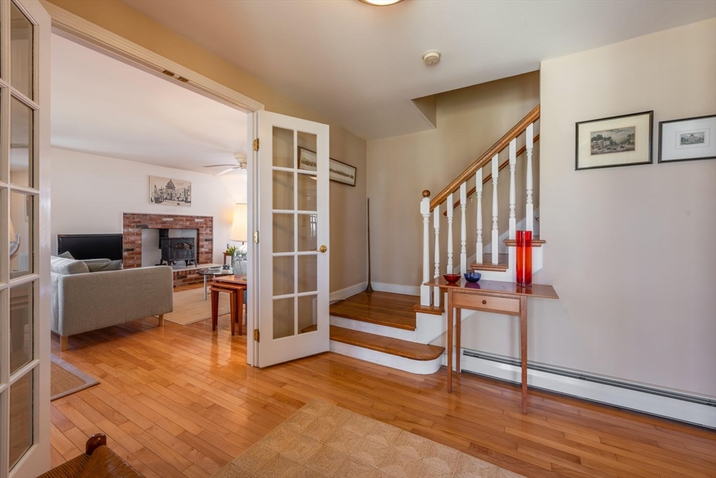 4 Graystone Road, Gloucester, MA Photo #19
