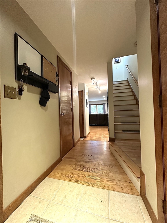 122 Highwood Dr 122