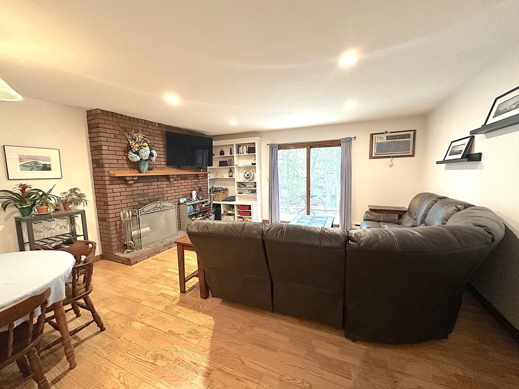 122 Highwood Dr 122