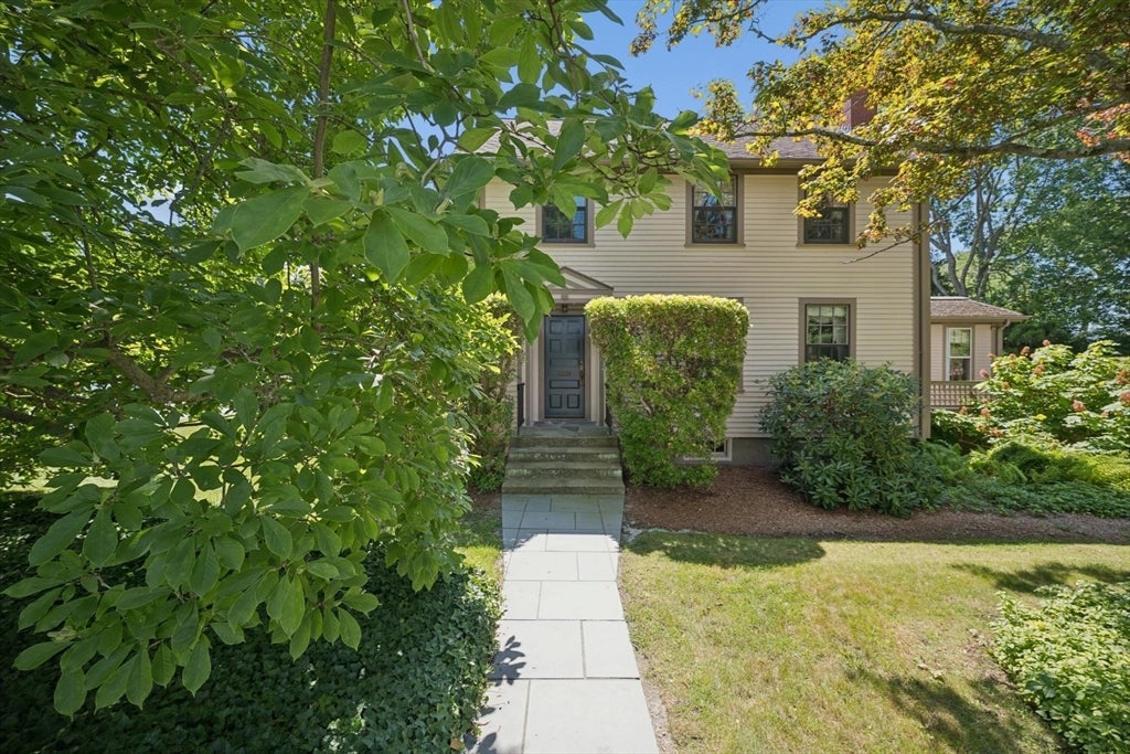 11 Prospect St