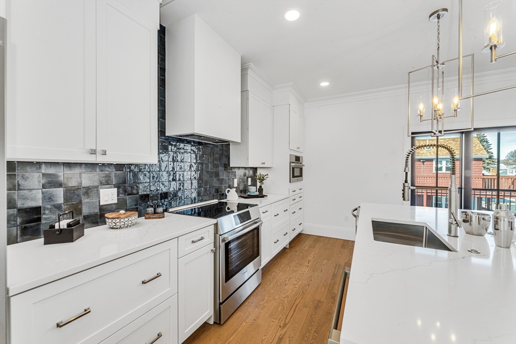 349 Baker Street B