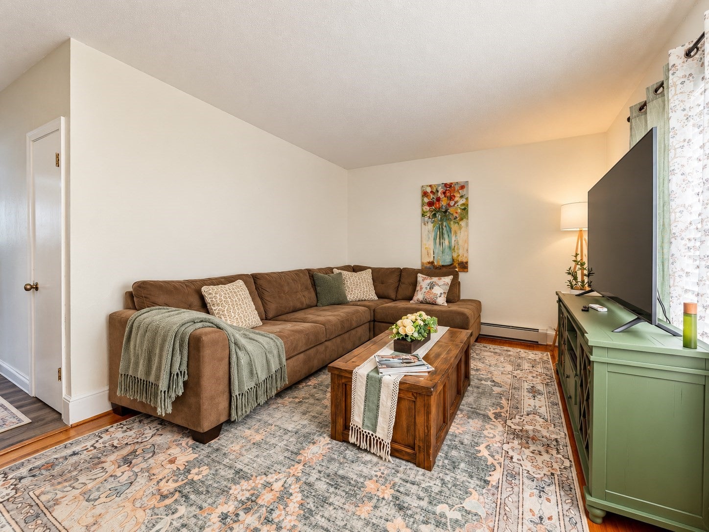 33 Coburn Ave, Worcester, MA Photo #6