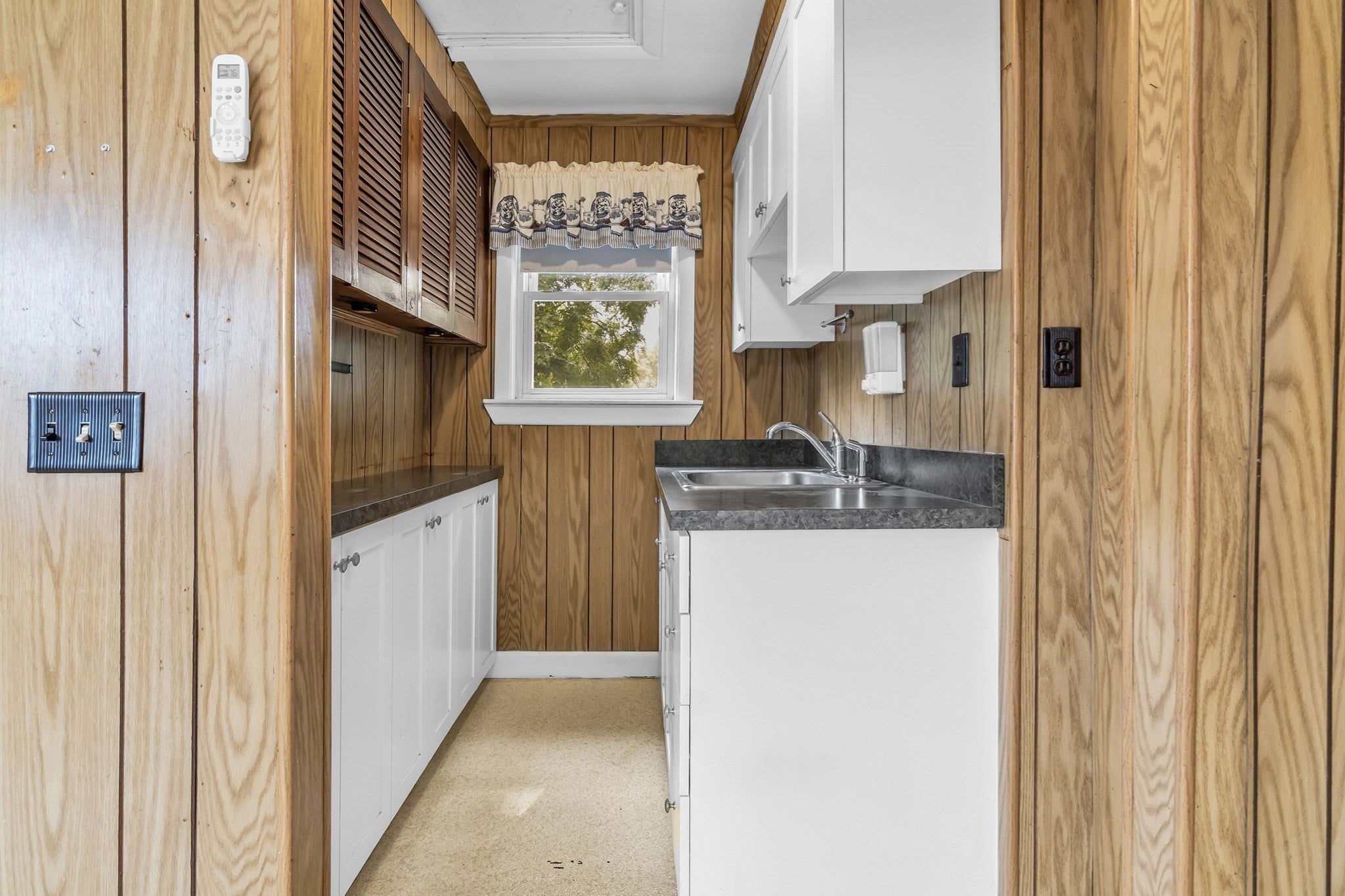 3 Cleveland St, Salem, MA, 3 Cleveland St, Salem, MA Photo #28