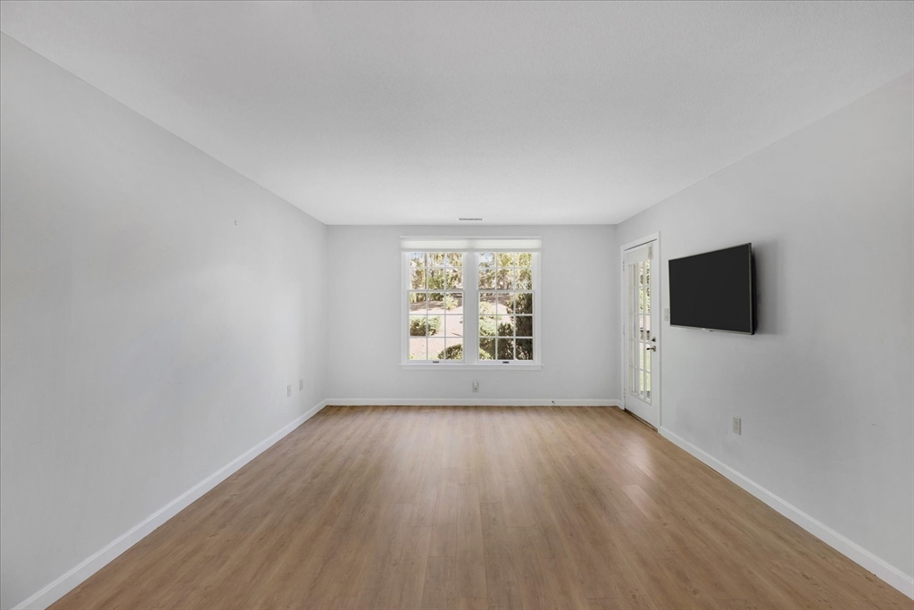2124 Heatherwood 2124