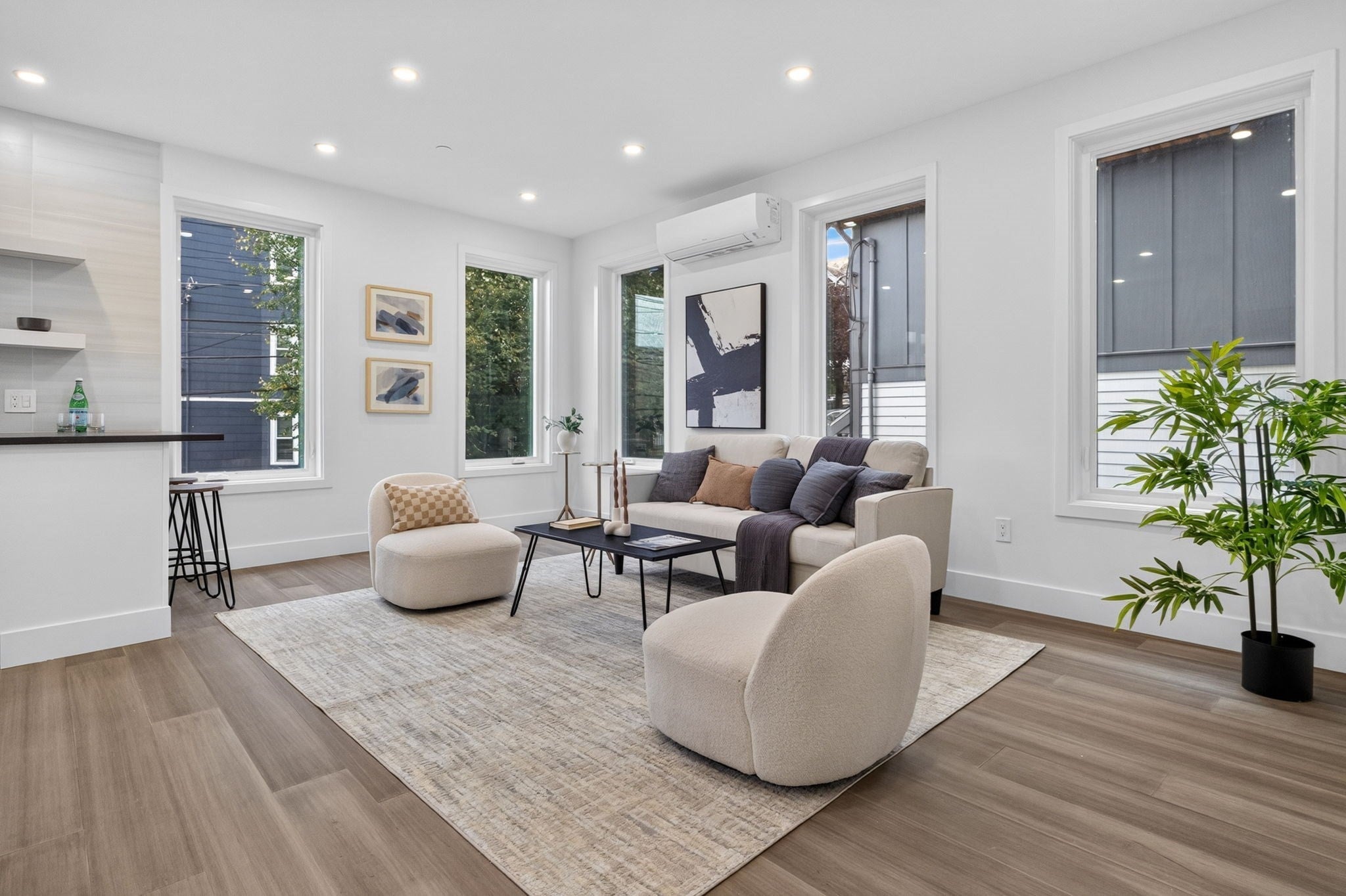 116 Heath Street #B, Somerville, MA, 116 Heath Street #B, Somerville, MA Photo #2