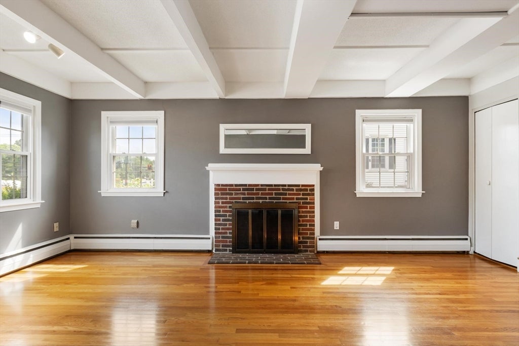 274 Main St 1A