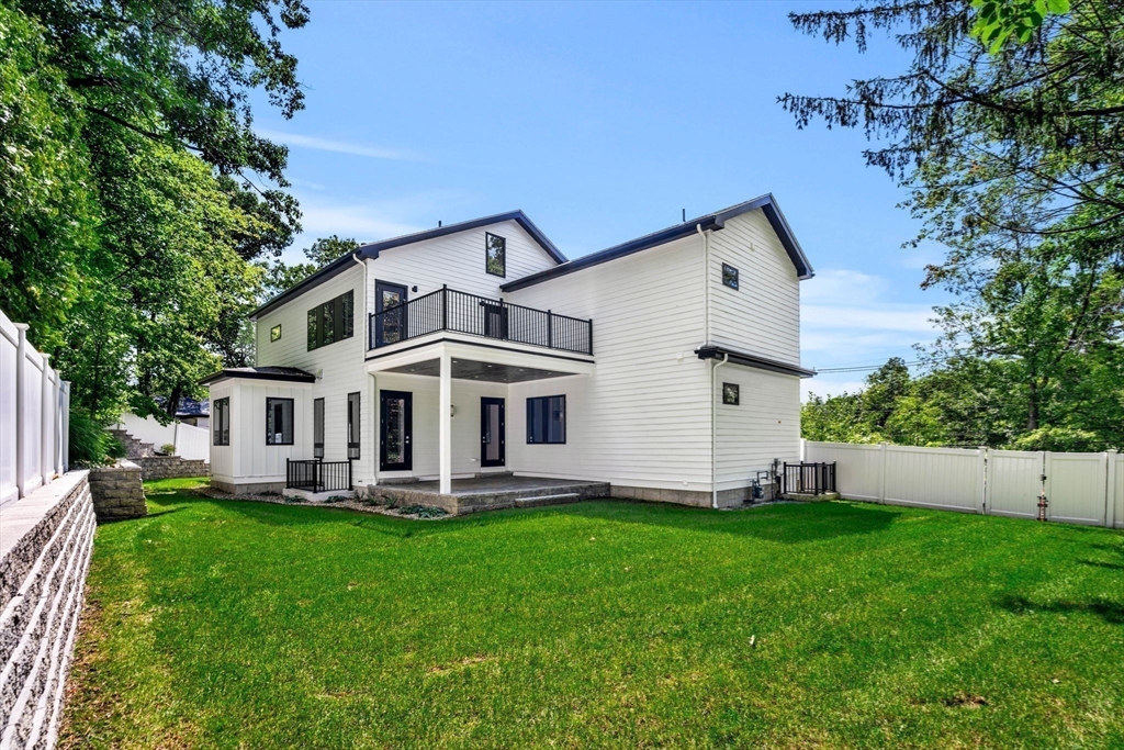 678 Dedham