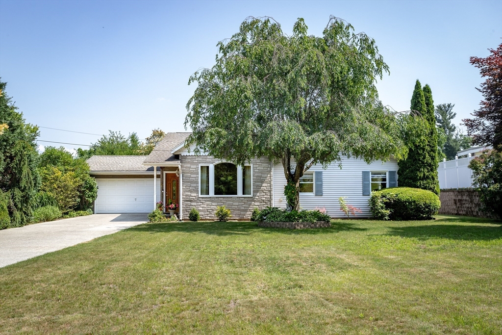 24 Old Feeding Hills Rd