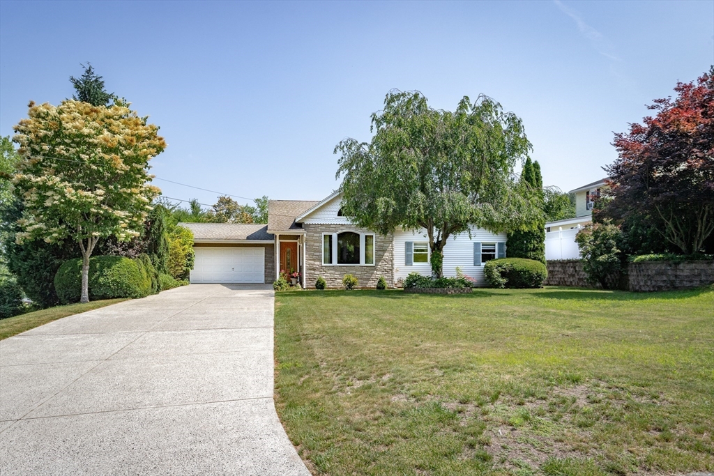 24 Old Feeding Hills Rd