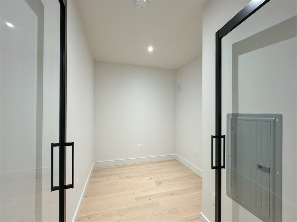 1 Nevins Hill Way #406, Boston, MA Photo #10