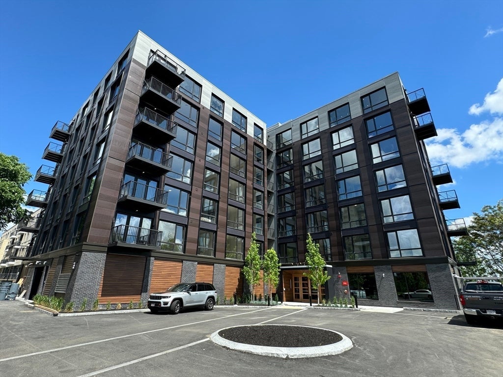 1 Nevins Hill Way #406, Boston, MA Photo #25