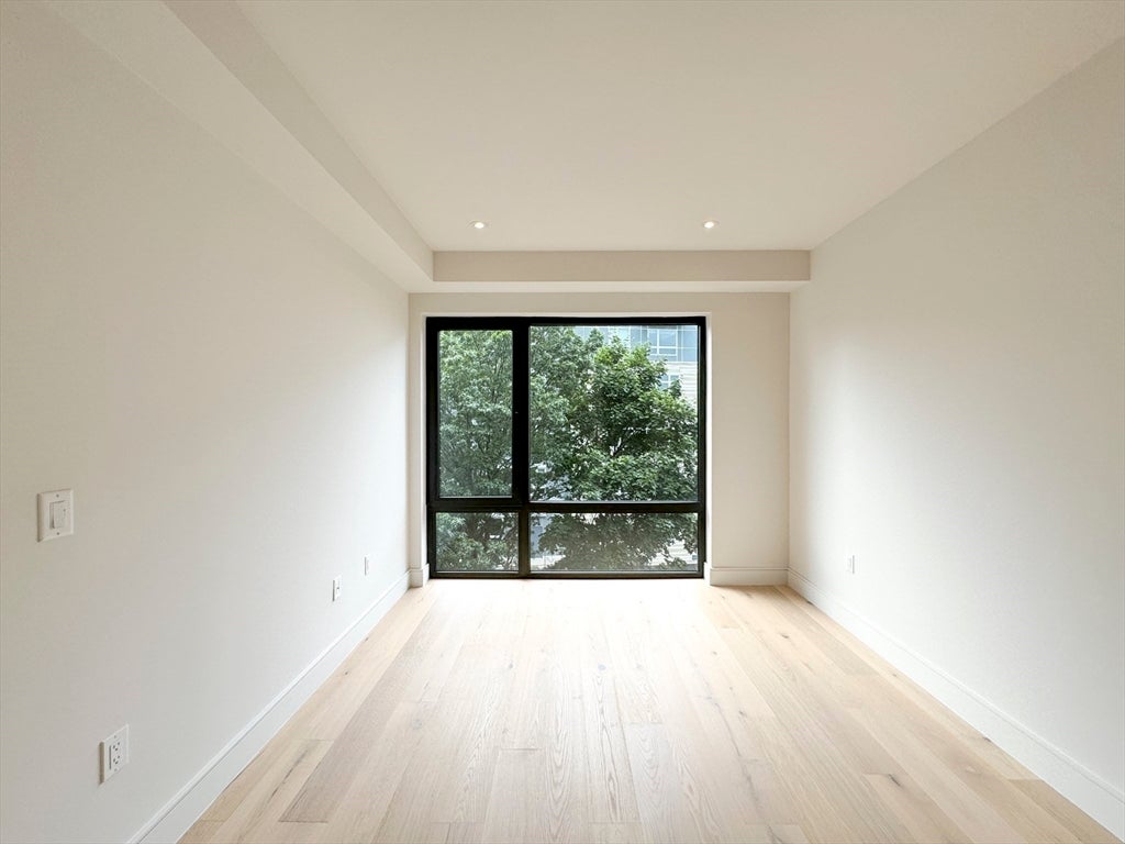 1 Nevins Hill Way #406, Boston, MA Photo #17