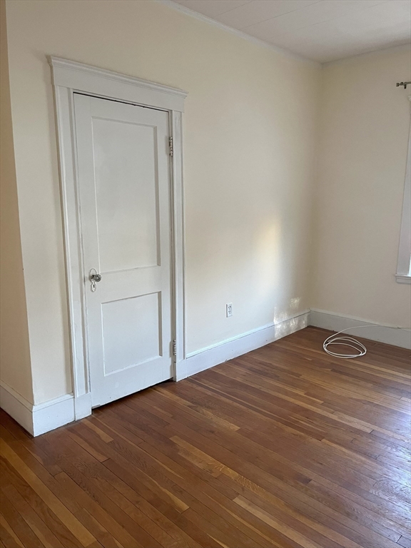 Arlington, Massachusetts 02474, United States, 2 Bedrooms Bedrooms, ,1 BathroomBathrooms,Residential,Contingent,121357