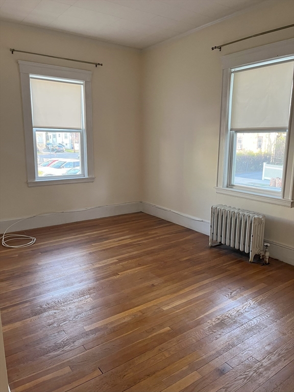 Arlington, Massachusetts 02474, United States, 2 Bedrooms Bedrooms, ,1 BathroomBathrooms,Residential,Contingent,121357