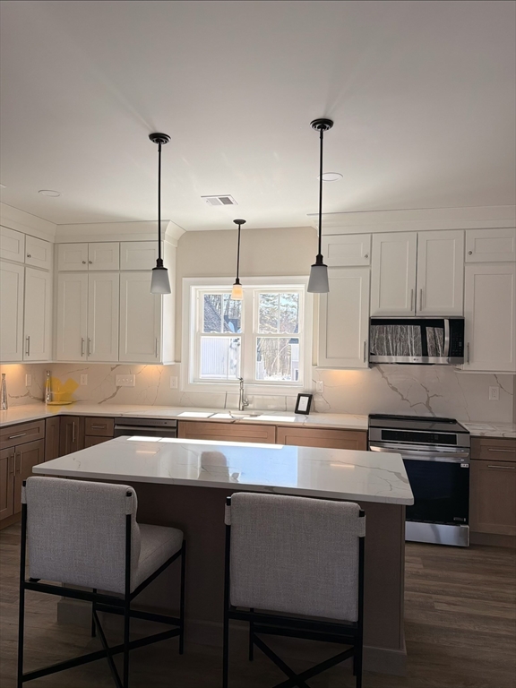 14 Meadowview Lane B