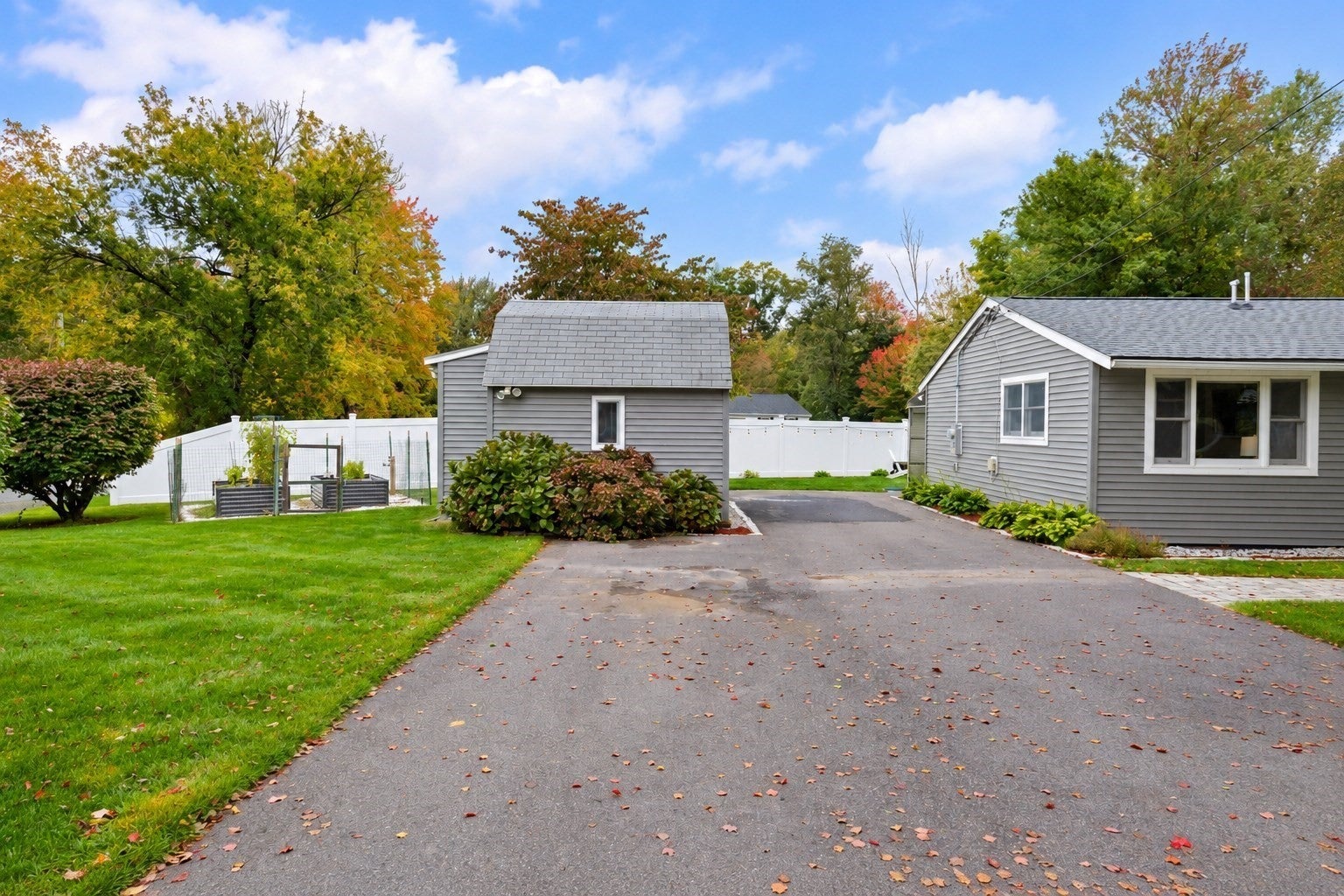 12 Kennedy Rd, Bellingham, MA, 12 Kennedy Rd, Bellingham, MA Photo #2