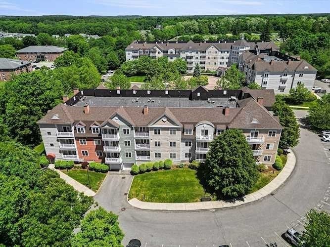 Photo of 5 Woodman Way, Newburyport, MA