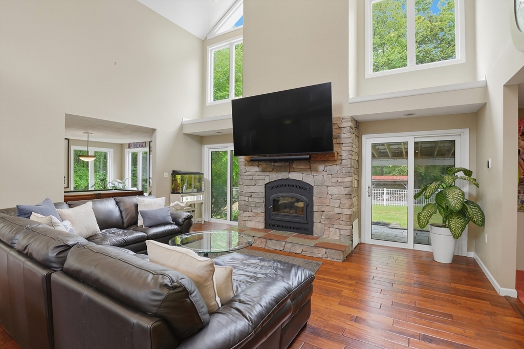 176 Cashman Hill Rd