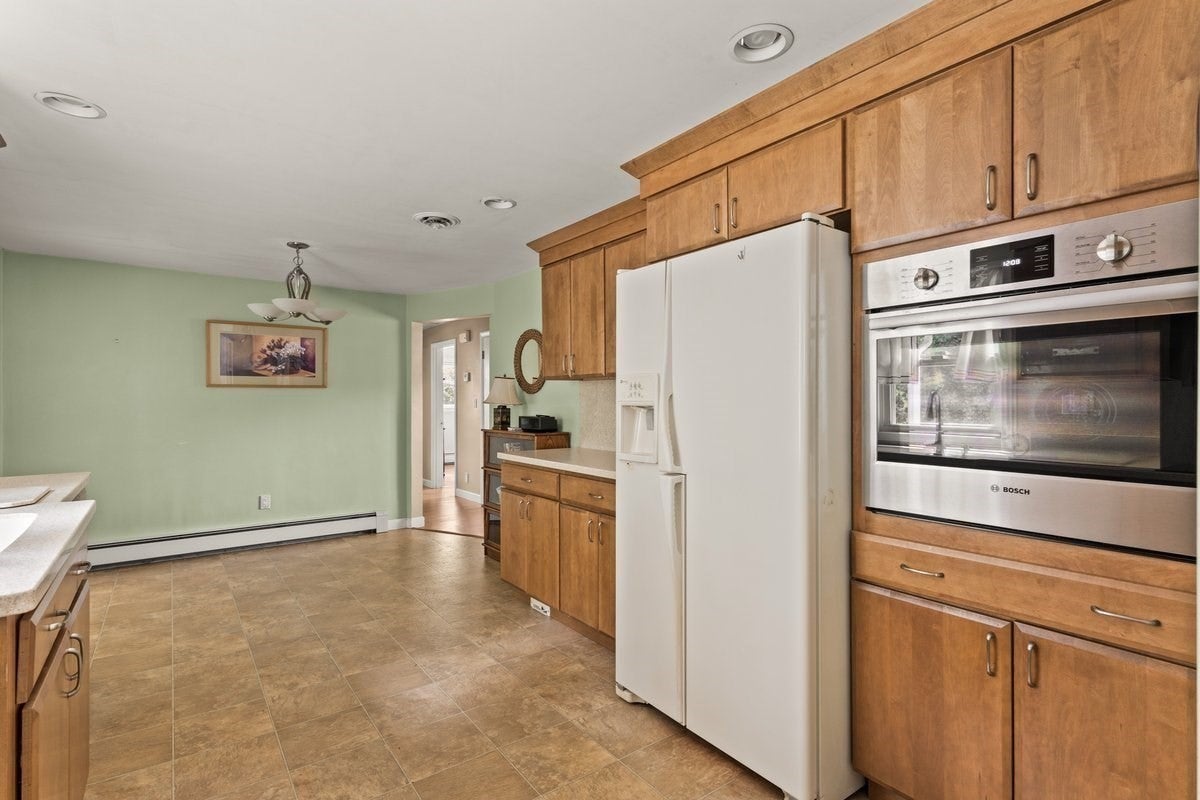 58 Harlan Cir, Brockton, MA, 58 Harlan Cir, Brockton, MA Photo #17