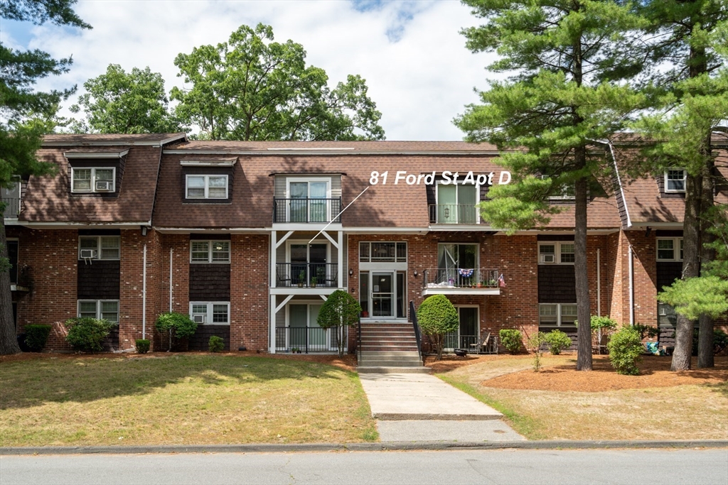 81 Ford Street D