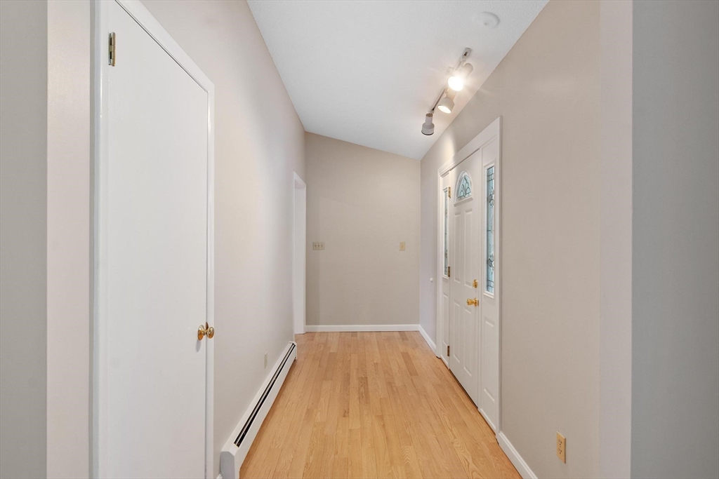 101 Elmcrest  Road 101