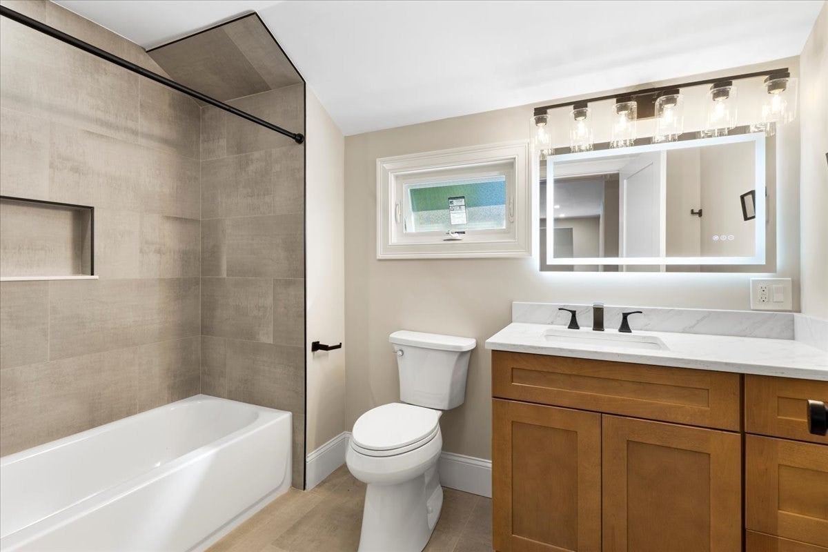 31 Woodale Ave #3, Boston, MA Photo #2