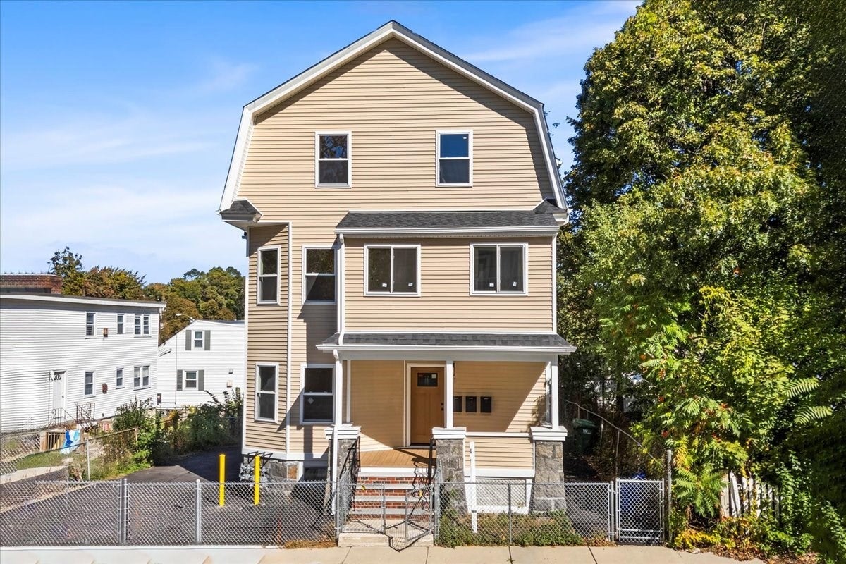 31 Woodale Ave #3, Boston, MA Photo #18