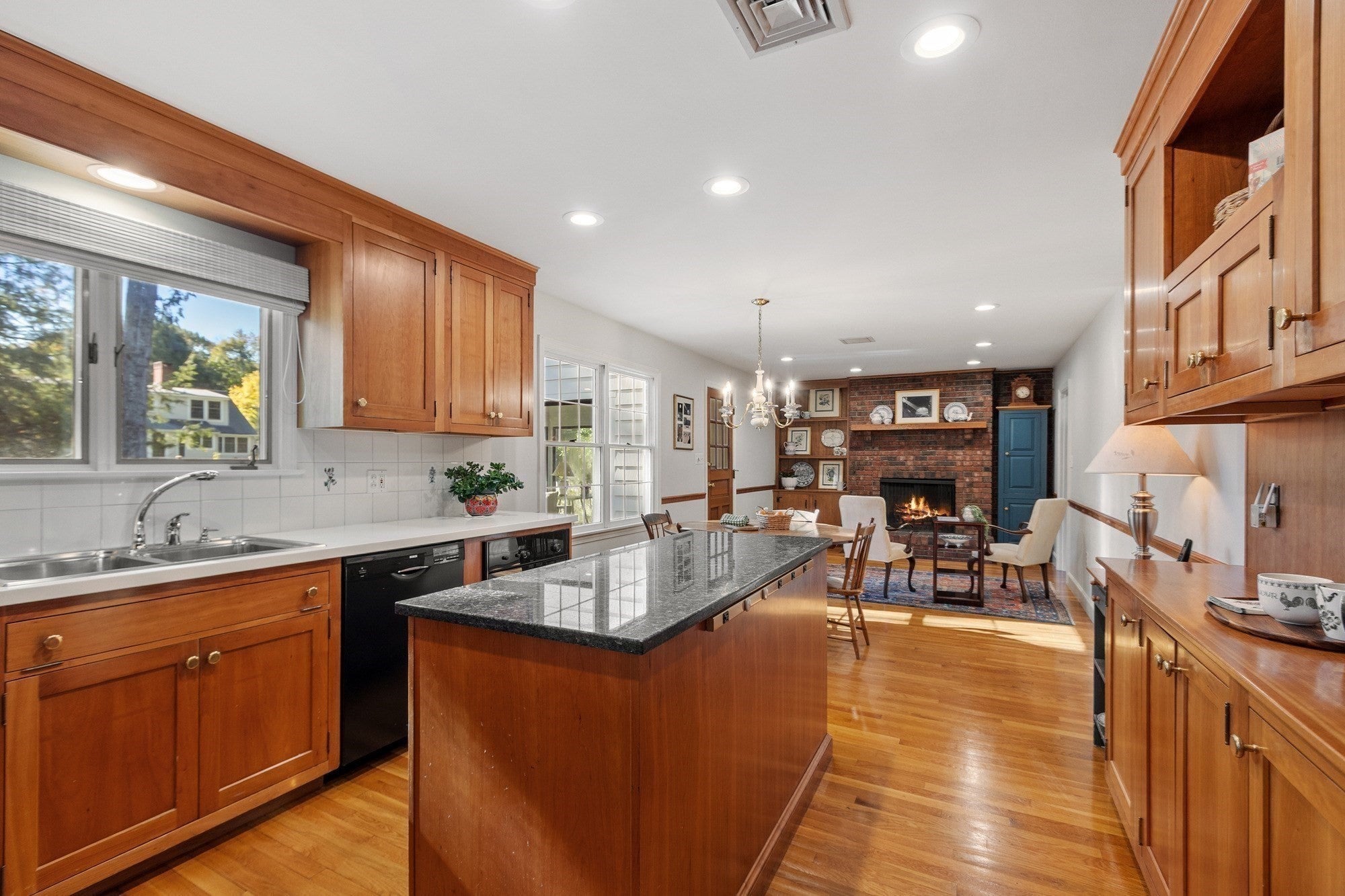 25 Karlton Circle, Andover, MA Photo #16