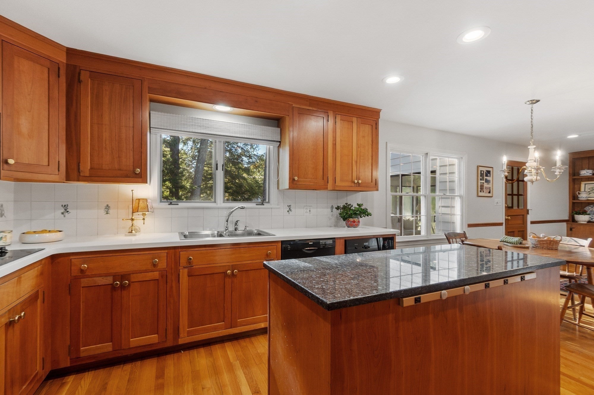 25 Karlton Circle, Andover, MA Photo #17