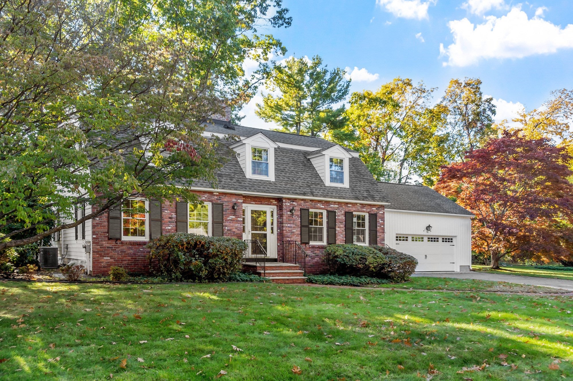 25 Karlton Circle, Andover, MA Photo #2