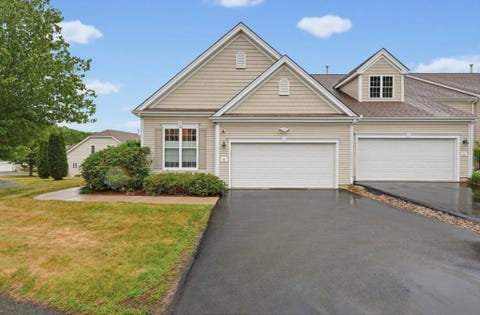 Photo of 74 Buttercup Lane #74, Grafton, MA 01560 (MLS # 73541142)