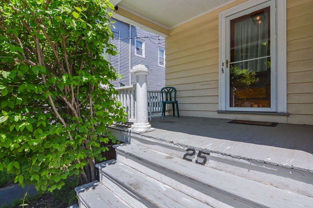 25 Maple Ave.