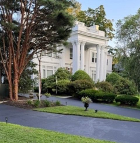 Photo of 600 Washington St #5, Wellesley, MA 02482 (MLS # 73468661)