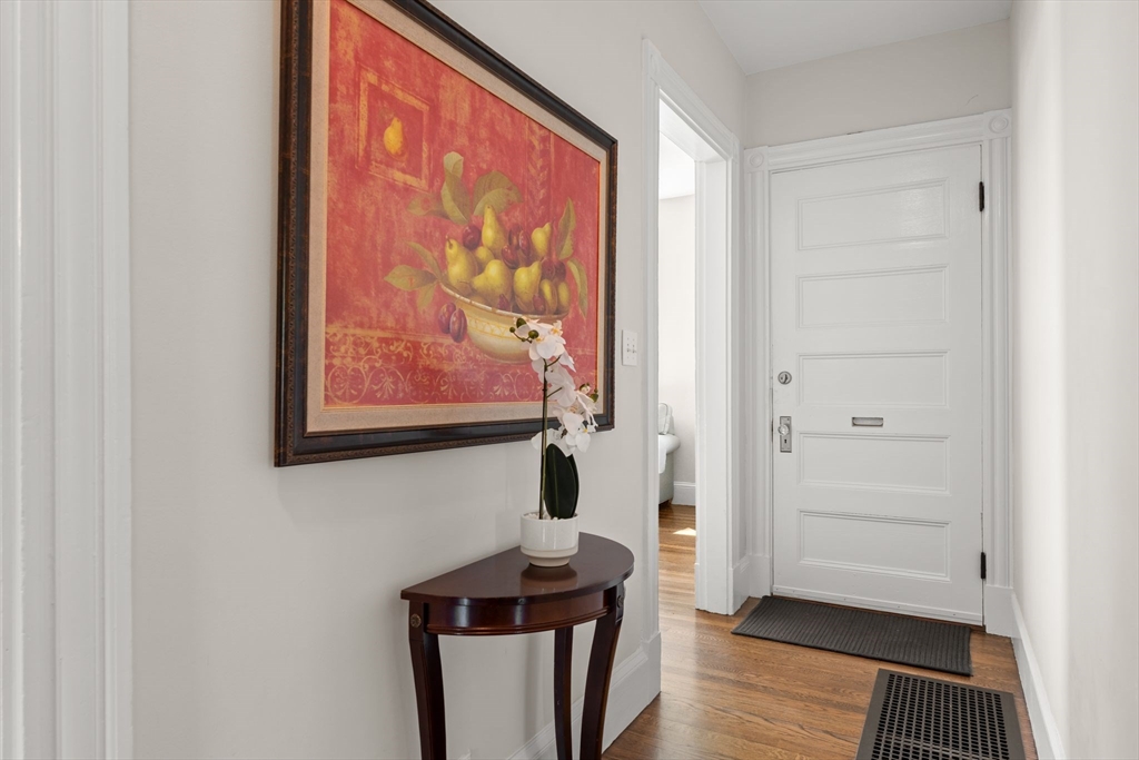 55 Tanager St 1