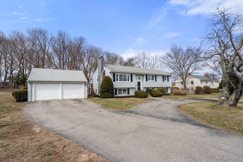 11 Egypt Beach Rd