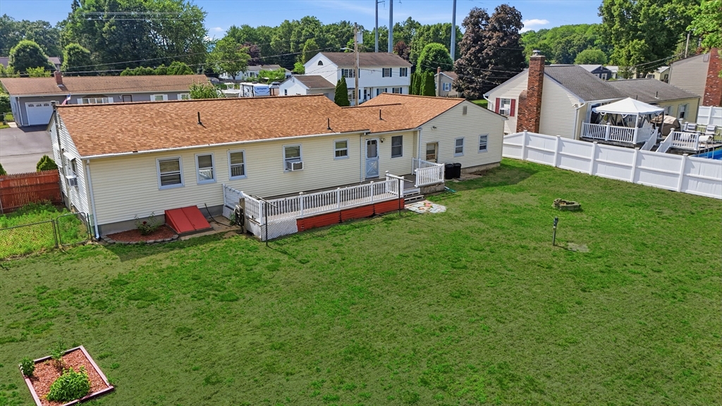 37 Woodcrest Ct