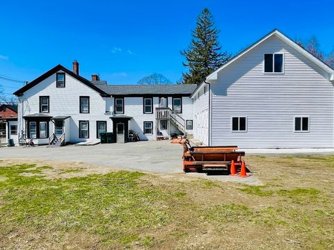 92 Mill St Lancaster MA 01523