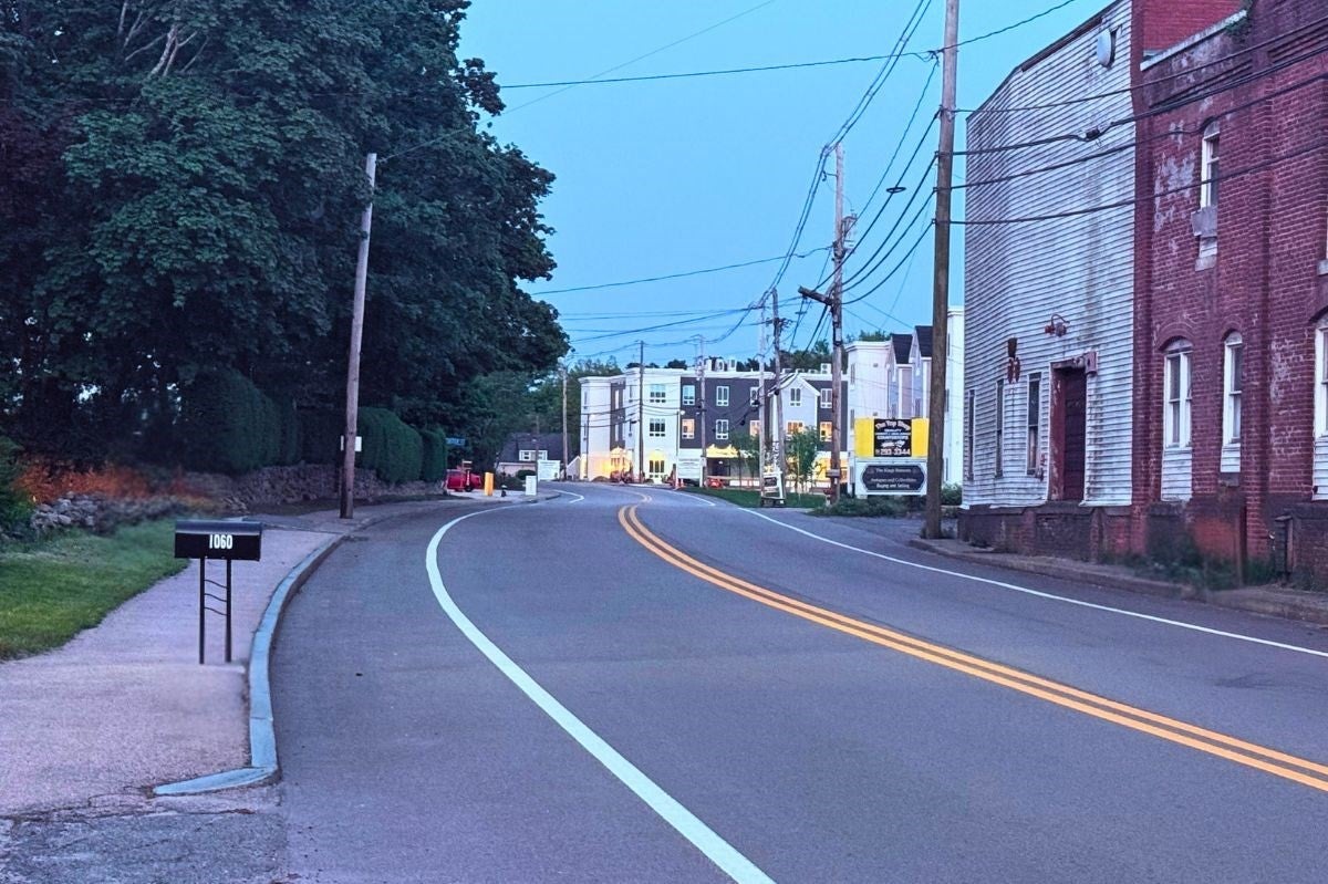 1054 Main St
