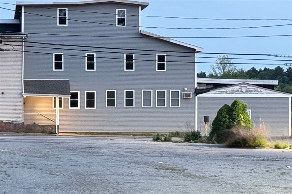 1054 Main St