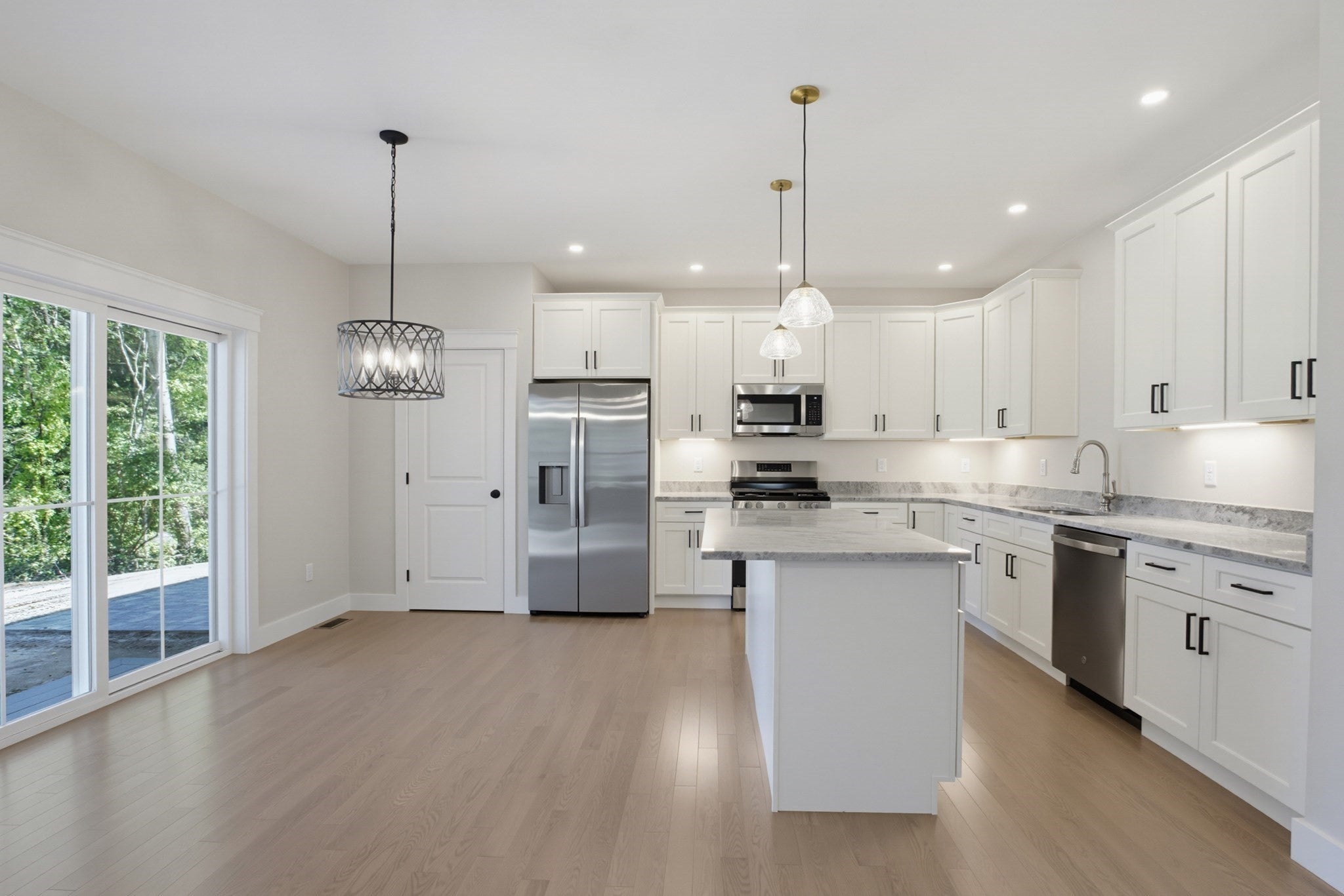326A South Main Street 1