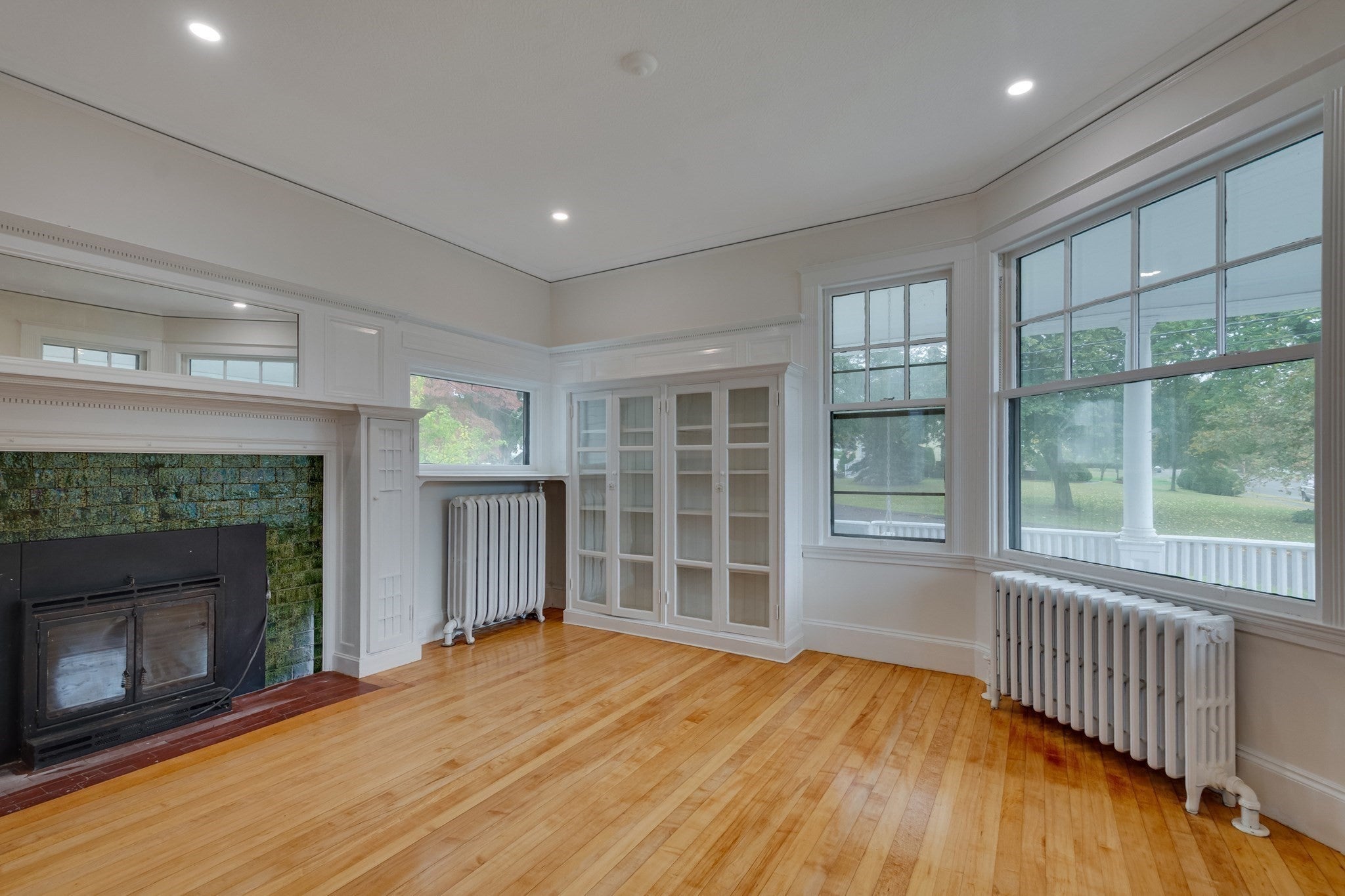 217 Lawrence St, Haverhill, MA, 217 Lawrence St, Haverhill, MA Photo #6