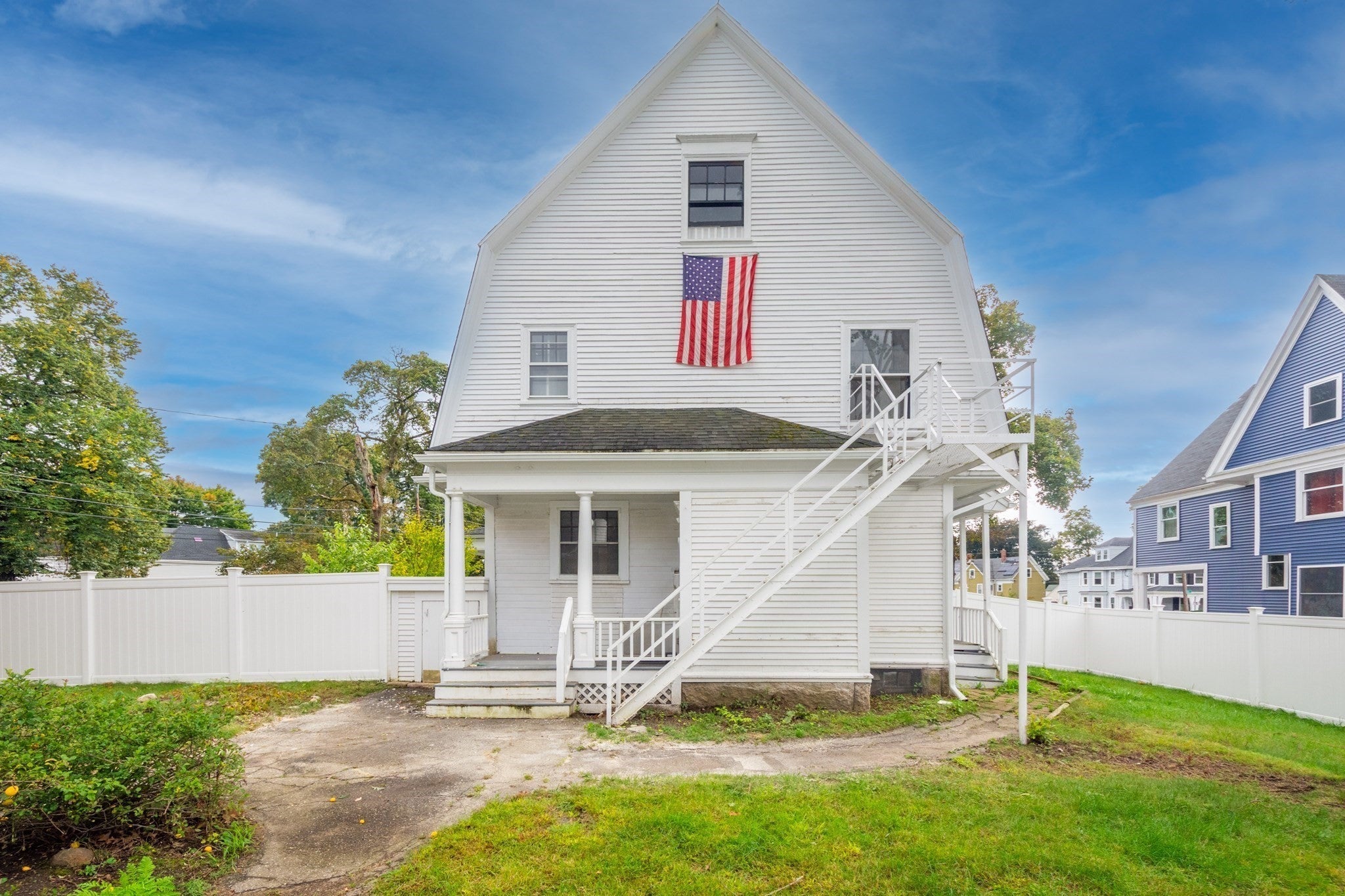 217 Lawrence St, Haverhill, MA, 217 Lawrence St, Haverhill, MA Photo #5