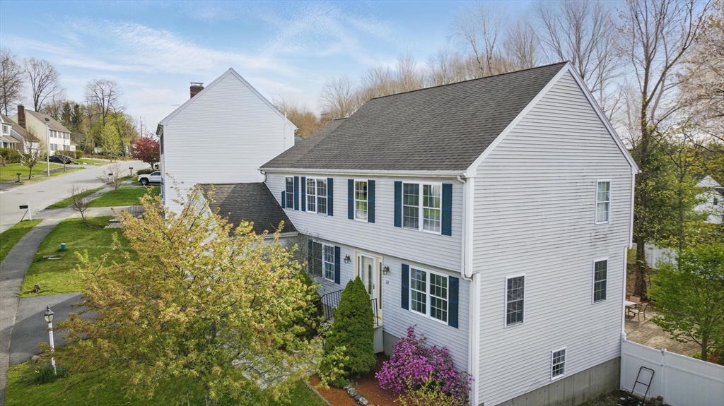 63 Ridgewood Rd