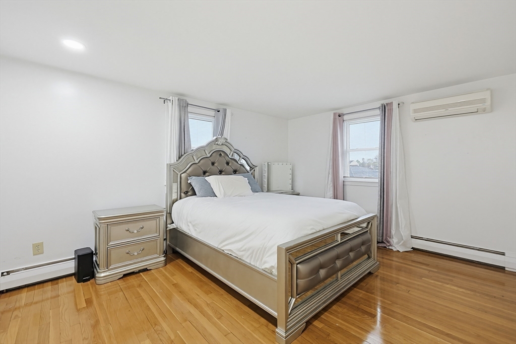 9 Denise Dr, Randolph, MA Photo #12