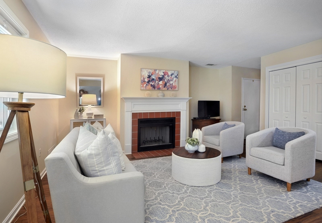 3705 Tuckers Lane 3705