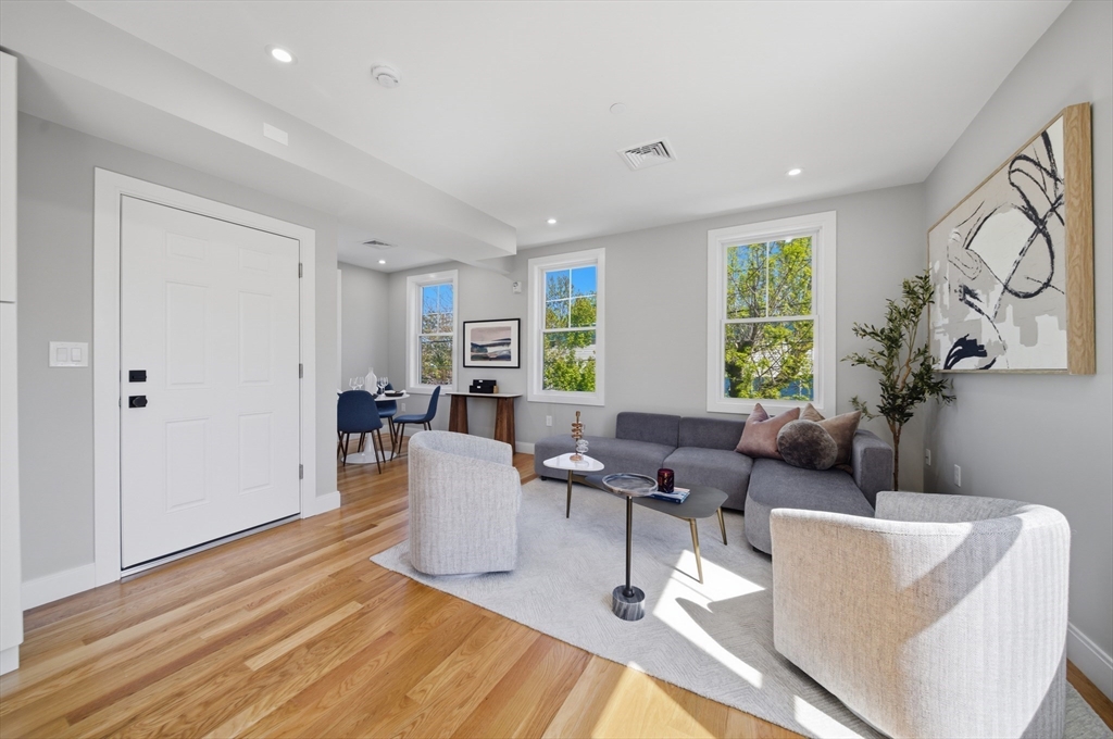 174 Walnut Street 2