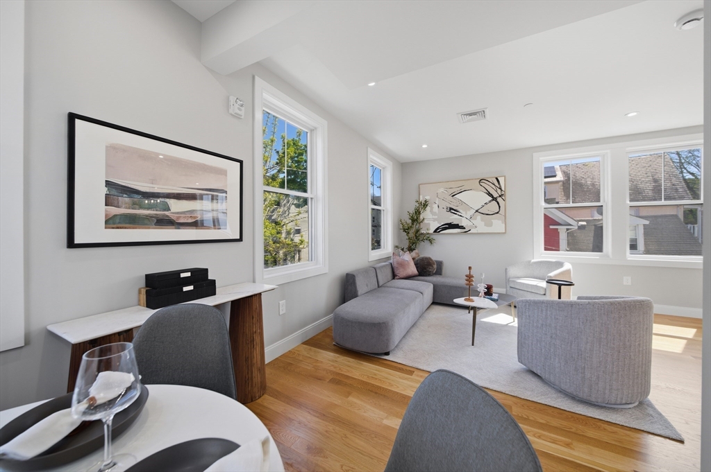 174 Walnut Street 2
