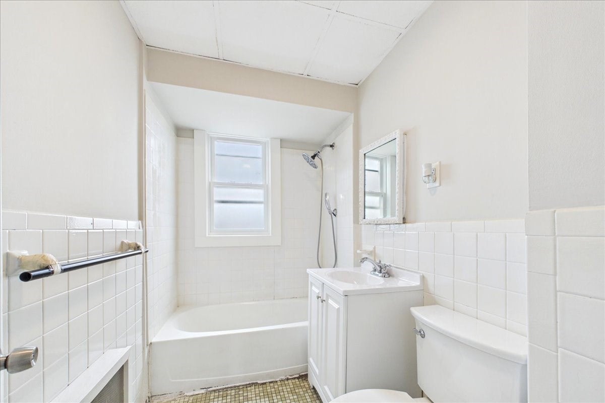15-17 Gladstone St, Everett, MA, 15-17 Gladstone St, Everett, MA Photo #17